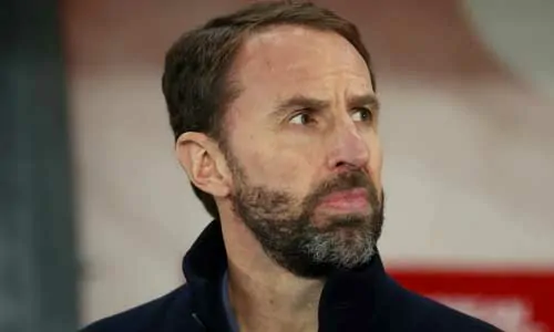 جاريث ساوثجيت مرشح لتدريب مانشستر يونايتد