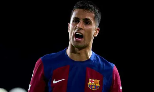 غياب جواو كانسيلو عن مباراة برشلونة بسبب مشكلة في القلب