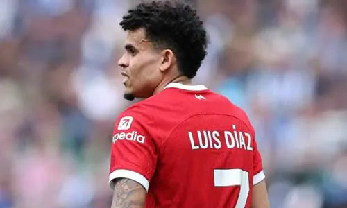 ليفربول يحدد السعر المطلوب للويس دياز وسط اهتمام برشلونة وباريس سان جيرمان