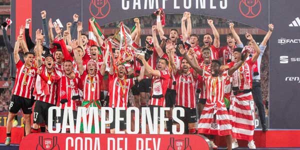 أتلتيك بيلباو بطل كأس ملك