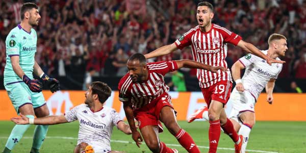 أرقام أيوب الكعبي نجم أولمبياكوس و بطل دوري المؤتمر الأوروبي