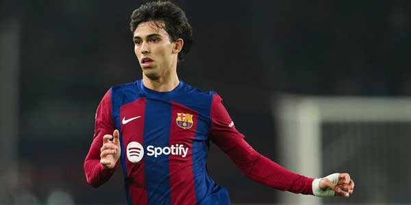 جواو فيليكس: أريد البقاء في برشلونة