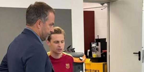 فليك لا يمانع رحيل دي يونج