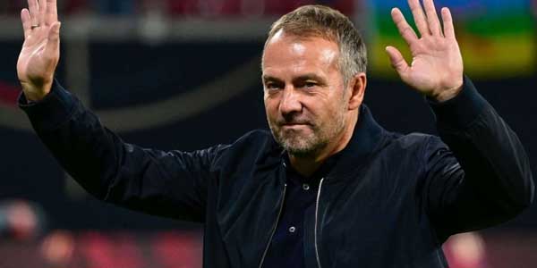 فليك يحارب تسريبات ميركاتو برشلونة