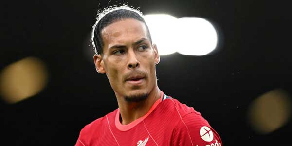 ليفربول يبحث عن خليفة فان دايك