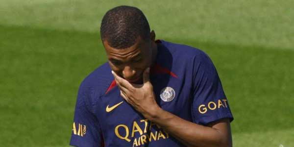 مبابي مستعد لمقاضاة باريس سان جيرمان