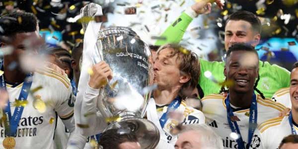 مودريتش يعلن إستمراره مع ريال مدريد